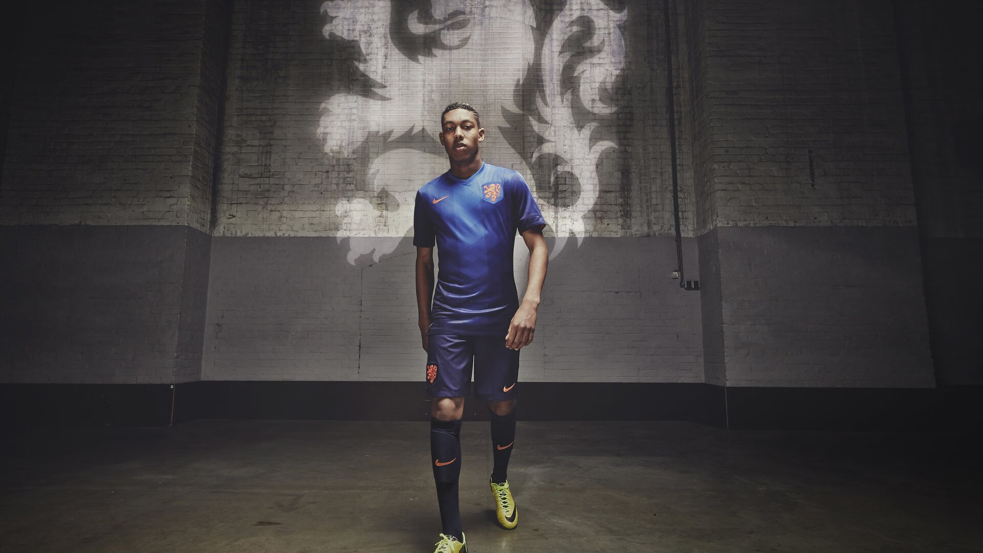 “尼古拉斯·桑特基的比赛掌控力，成为阿根廷美洲狮队的核心力量”